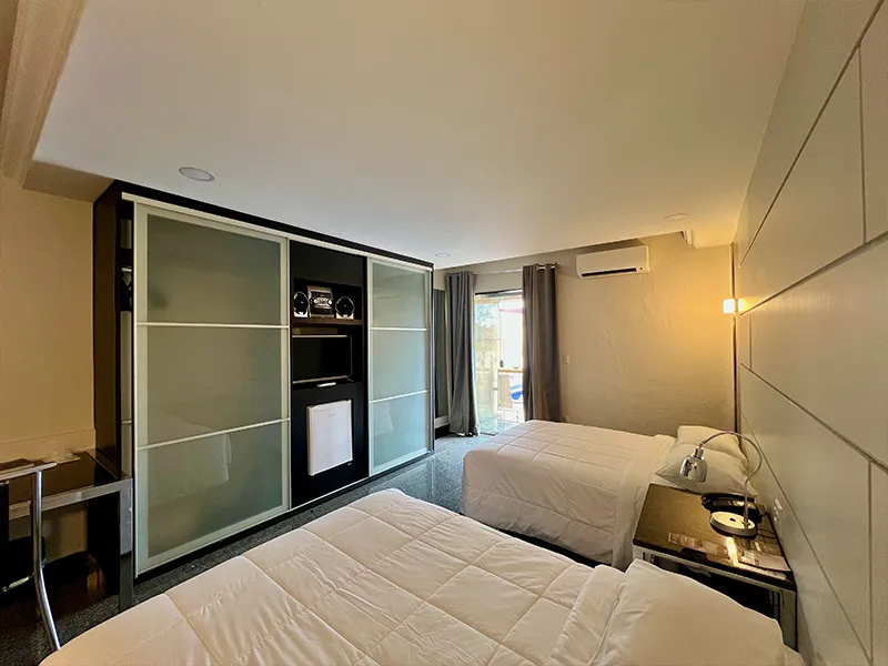 suite-luxo-2camas-21